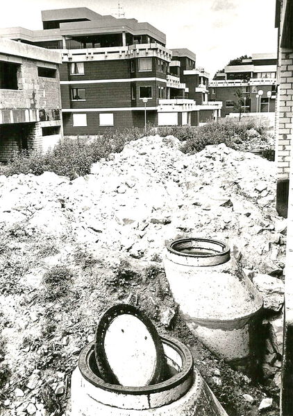 Gefährlicher Kinderspielplatz Baustelle im Schlossgarten.