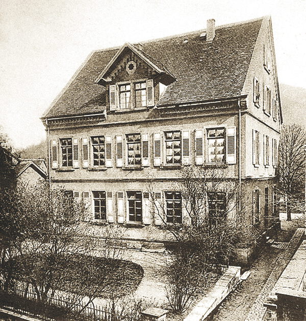 Hoehere_Toechter_02 Das Freudenberg-Anwesen an der mittleren Hauptstraße