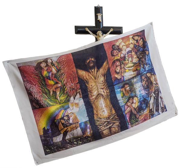 zeitgenössisches Hungertuch zeitgenössisches Hungertuch vor einem christlichen Kreuz