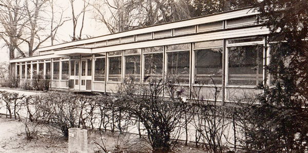 Gymnasium_03 Der Schulpavillon im Bürgerpark.