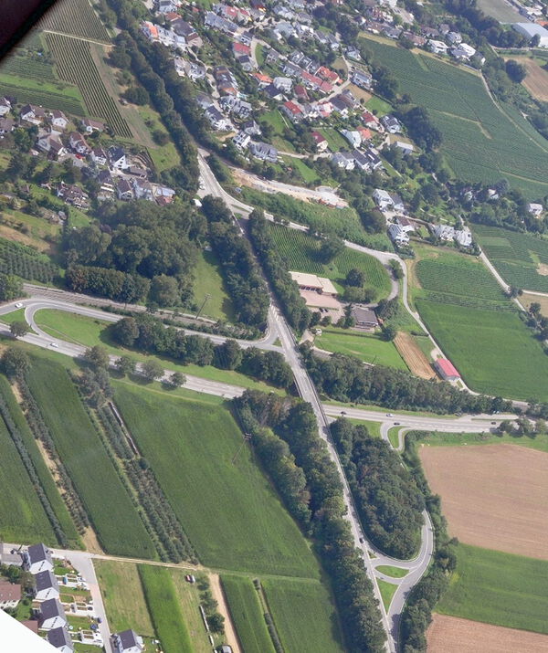 Schleuder_01 Die Muckensturmer Straße, Luftbild August 2015.