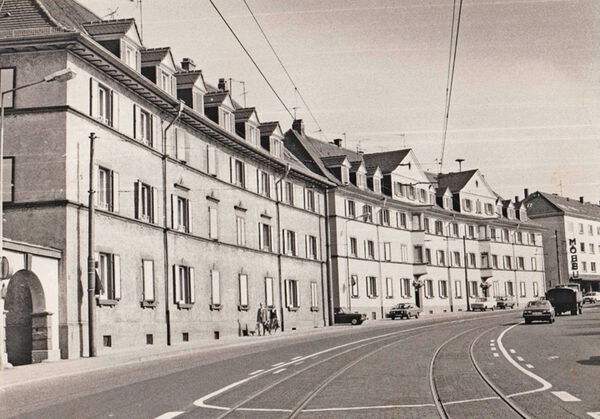 Bild der Stahlträger der Brücke.