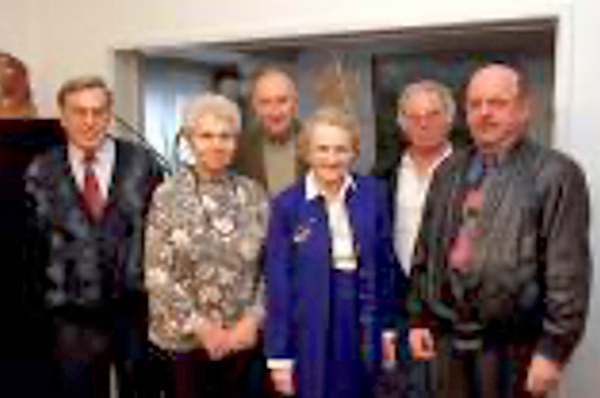 Sie kämpften erfolgreich für den Saukopftunnel: Helmut und Renate Frank, Albert Woithe, Hilde Wilhelm, Egon Schlegel und Hans Bayer (von links), die Sprecher der Bürgeraktion Weinheimer Ost-West-Verkehr.