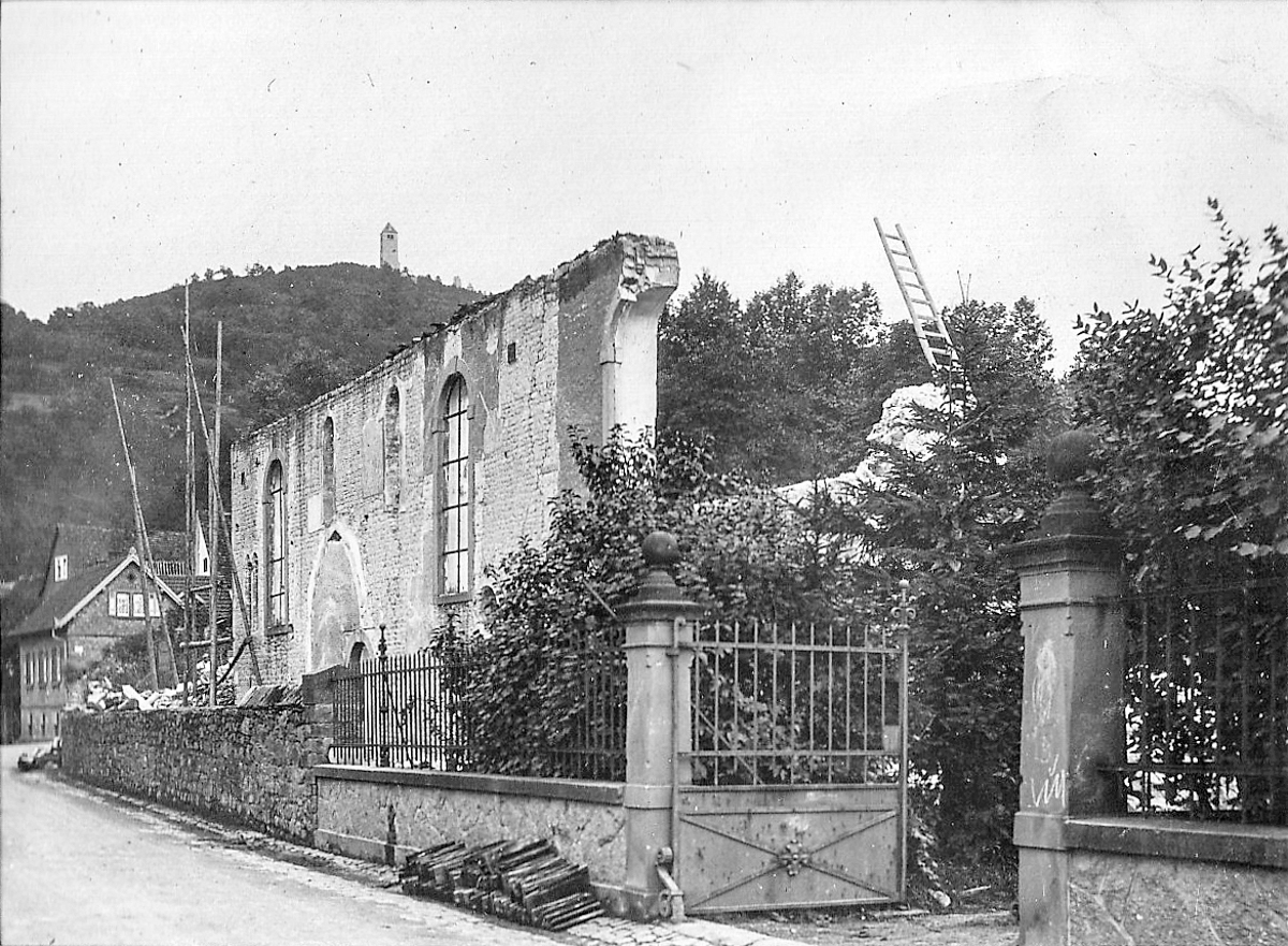 Fotografie vom Abbruch der Kirche